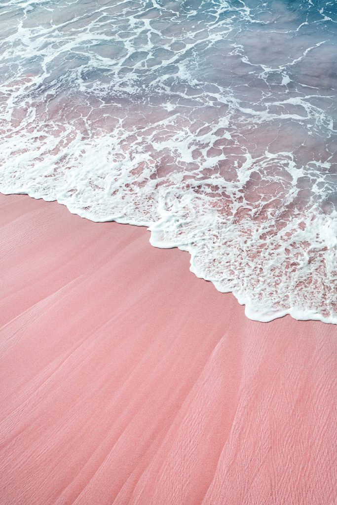 粉红色的沙滩