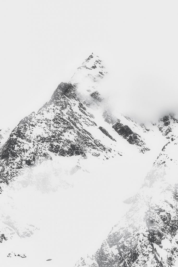 雪山山峰alpine阿尔卑斯山