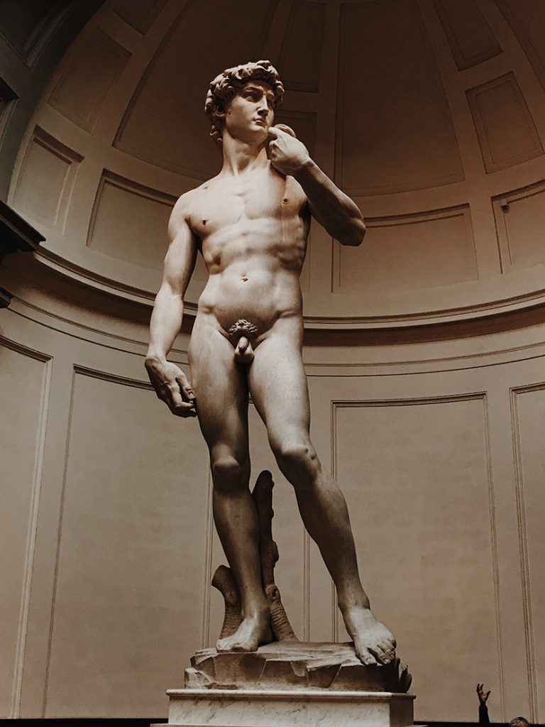 大卫雕像——意大利雕塑家米开朗基罗创作的大理石雕塑