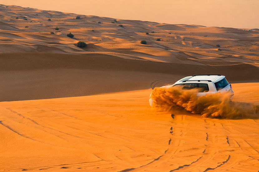 沙漠越野车比赛