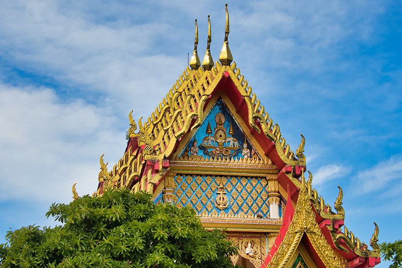 泰国南传佛教建筑尖顶