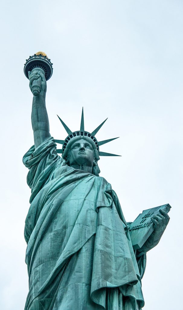 美国纽约自由女神雕像近景照