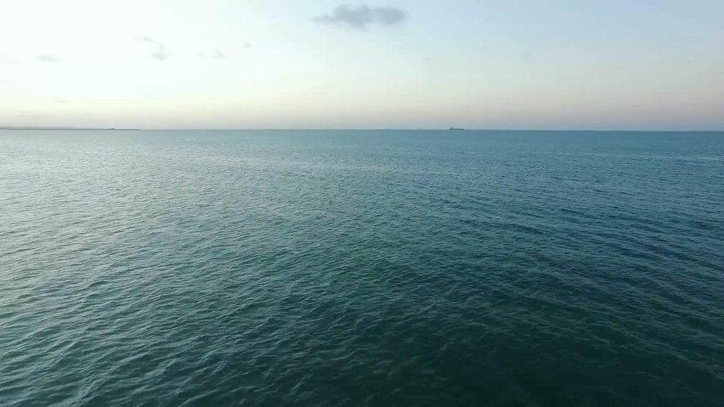 大海海洋海面航拍短视频素材