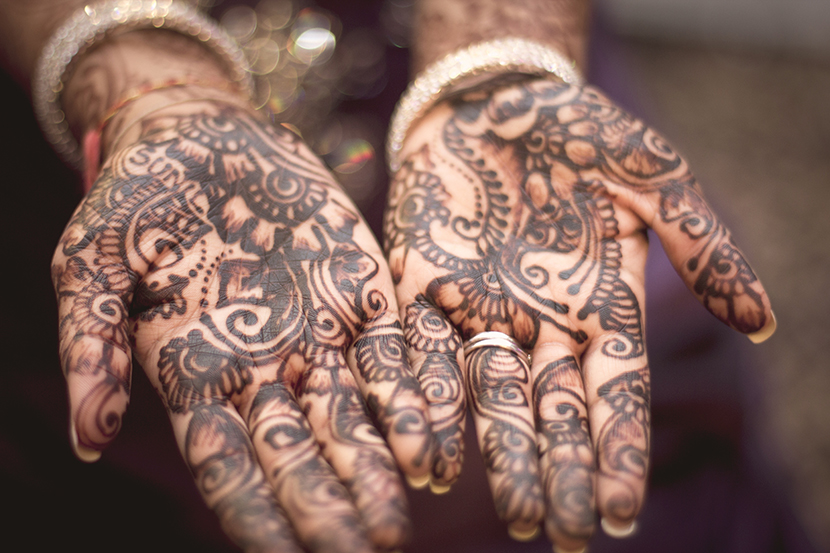 印度纹身Henna Tatoo又称指海娜手绘、甲花，是一种印度彩绘
