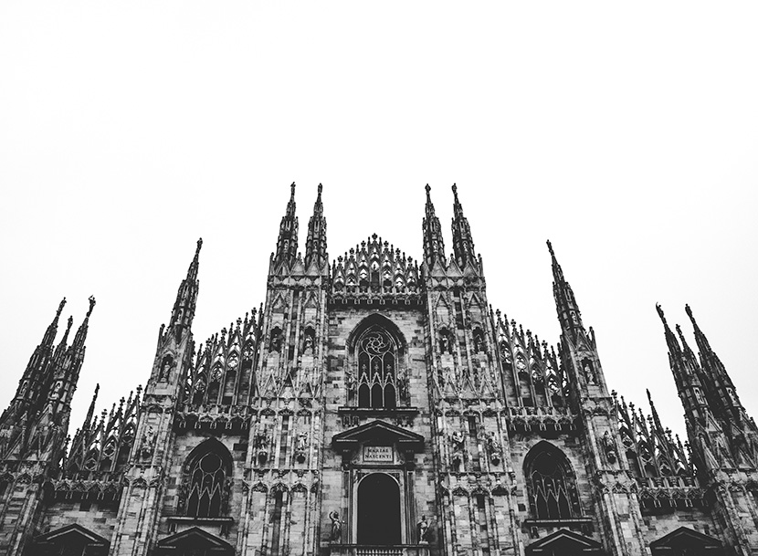 欧洲哥特式建筑黑白照