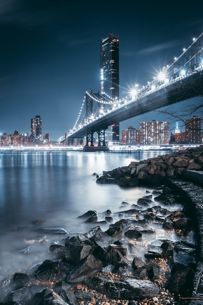海岸都市纽约布鲁克林大桥夜景