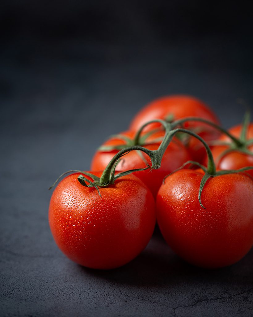 番茄西红柿酸汤果近距离特写照片