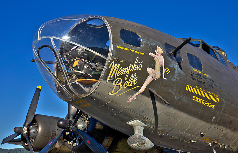 二战时期的老式战机memphis belle 孟菲斯美女号