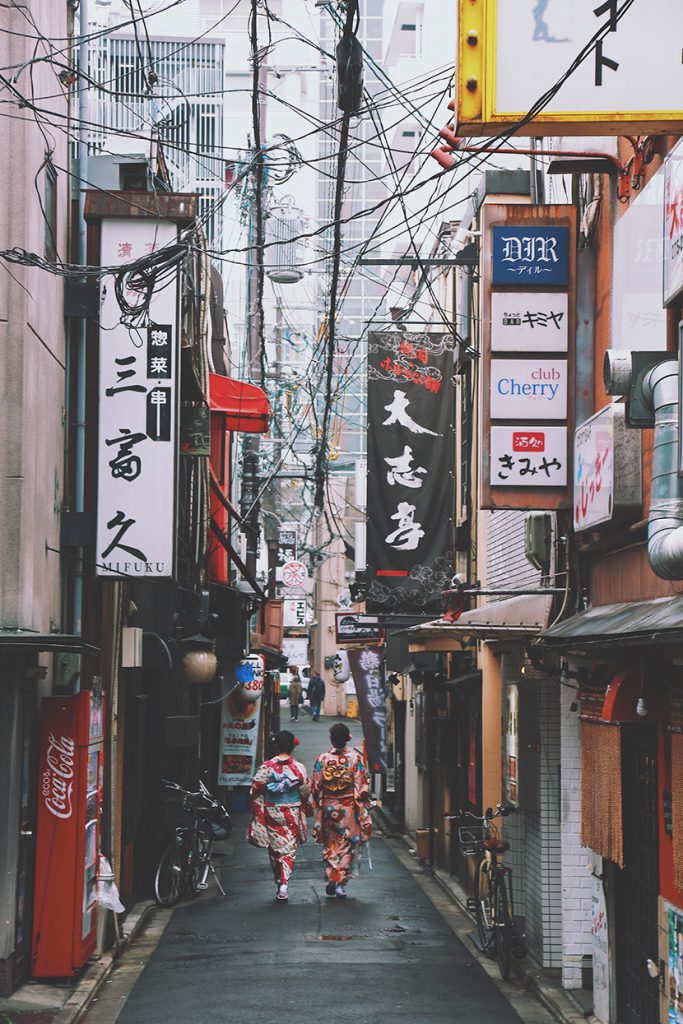 日本都市中的小巷