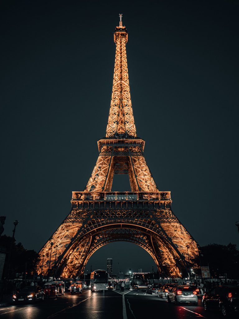 黑夜下的巴黎铁塔