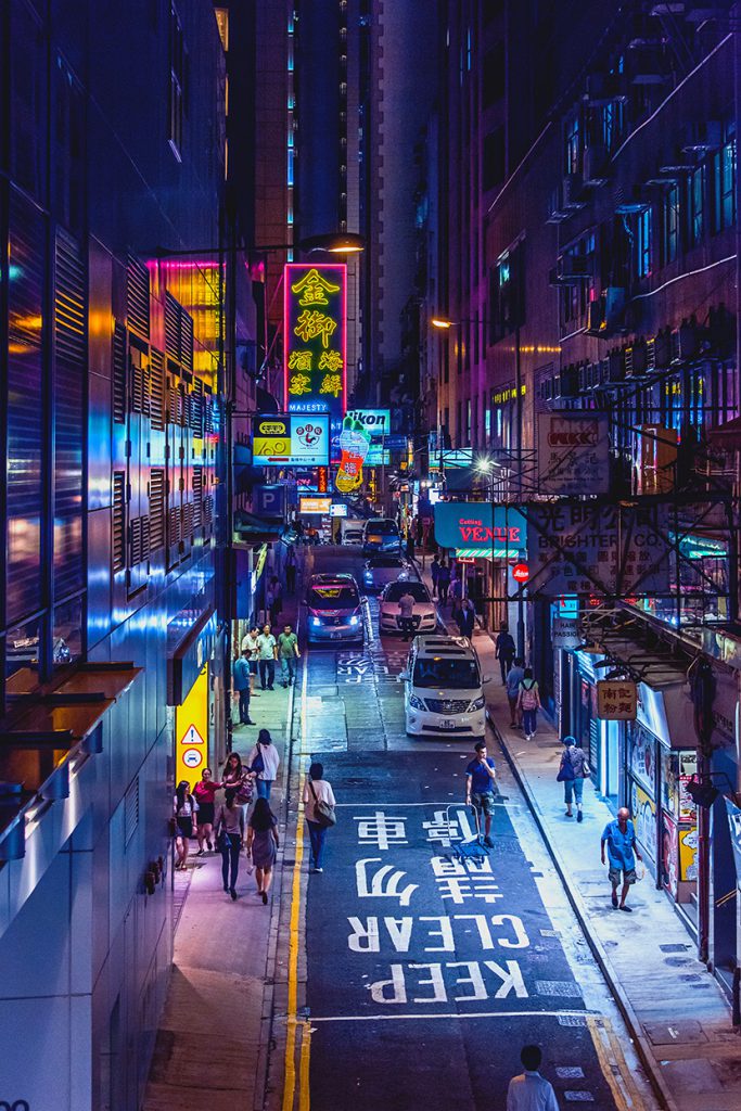 香港都市街巷夜景