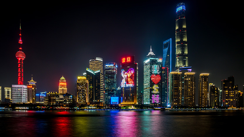 上海外滩夜景霓虹灯