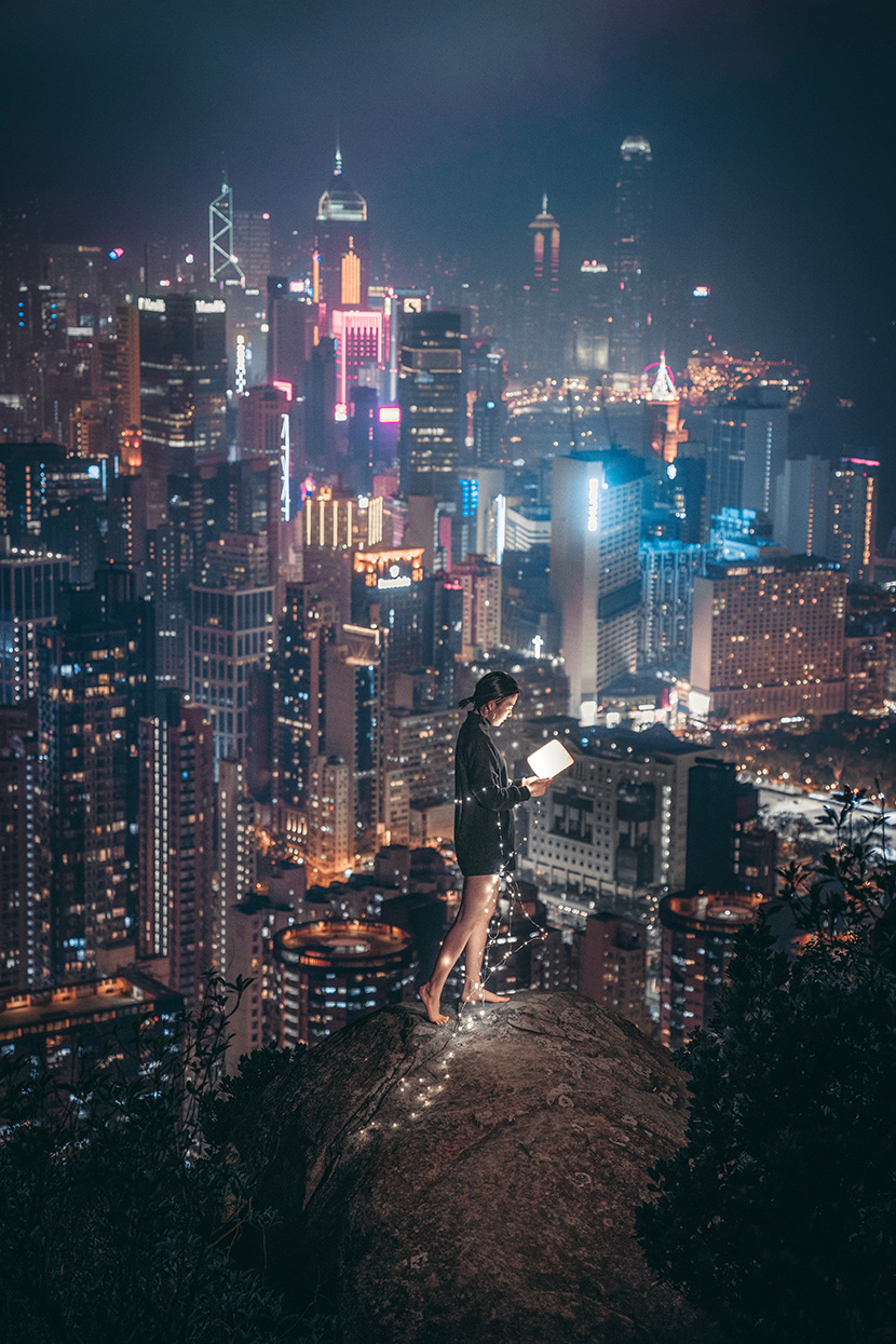 站在狮子山上看香港夜景