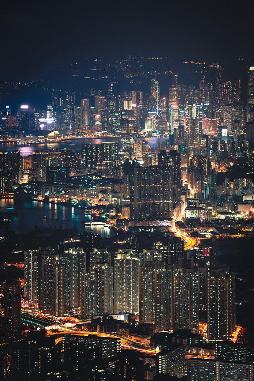 美丽的香港夜景高楼林立